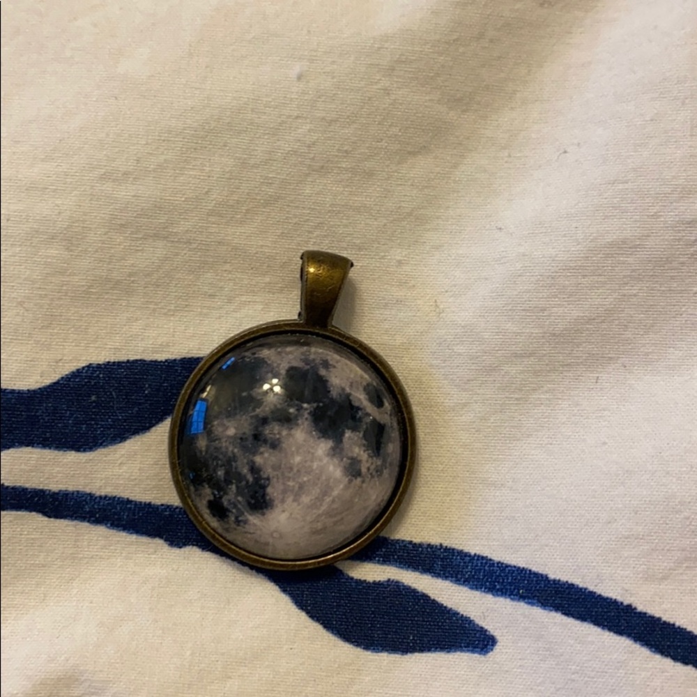 Moon pendant